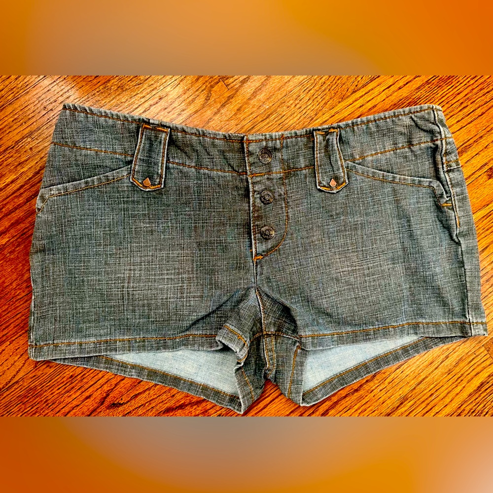 Volcom Jean booty shorts